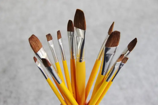 How to Choose A Painting Brush